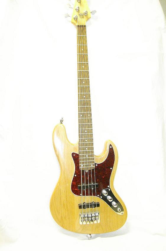 01-HG-Bass-001.jpg